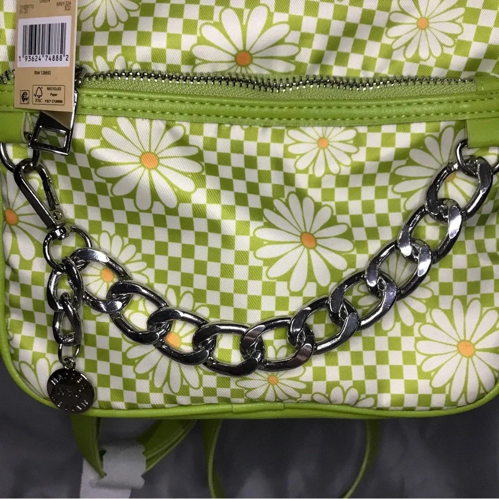 Madden NYC Daisy Floral Zip Chain Mini Backpack with Matching Wallet Pouch NEW